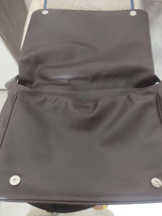 Bolsa de Ombro Marrom em Couro - Foto 2
