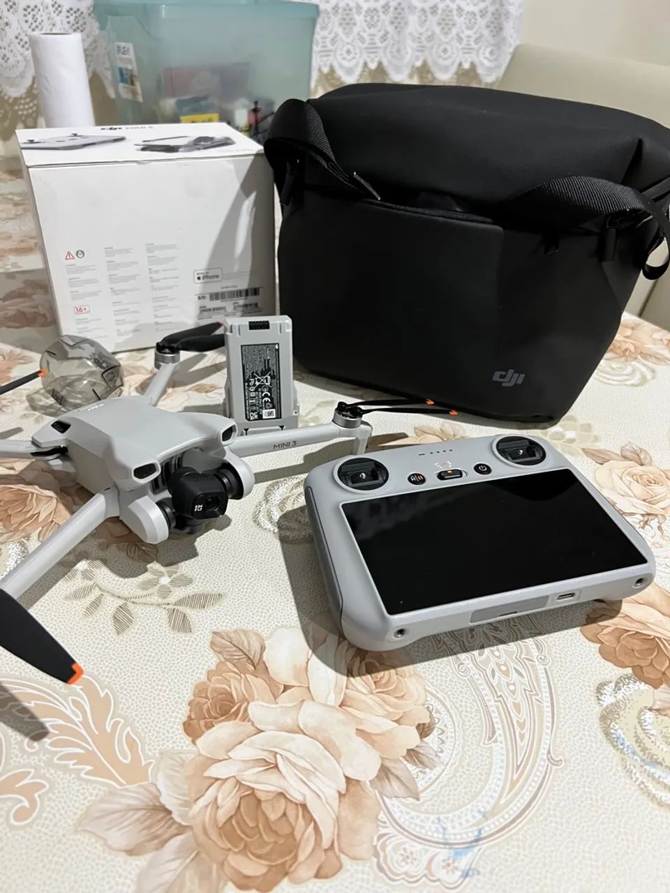Drone DJI Mini 3 , Ou troca por Dji mini 4 Pro - volto diferença.