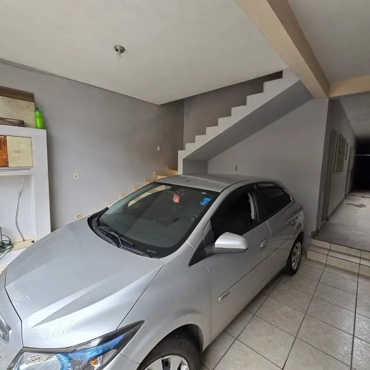 Sobrado a venda no Itapoã 