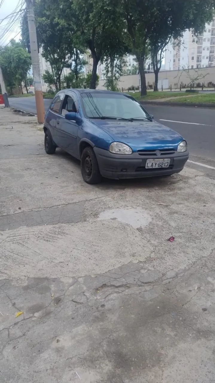 Corsa Hatch 1.0 - Foto 2
