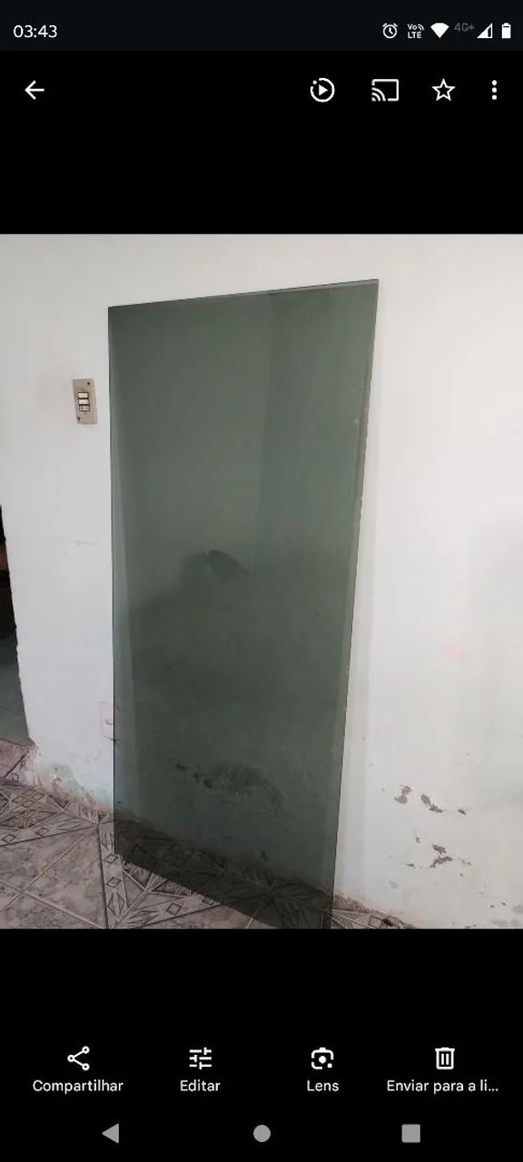 Vidro com pequena Avaria