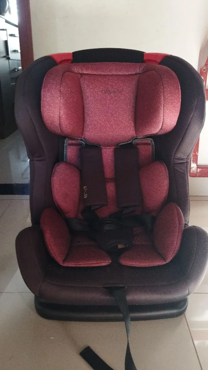Cadeira Infantil de Segurança - Conforto e Proteção