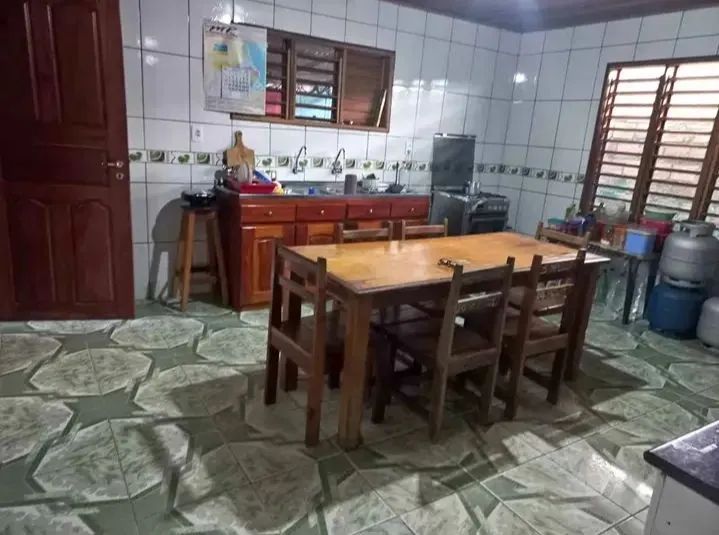 Vende-se casa no Bengui KF
