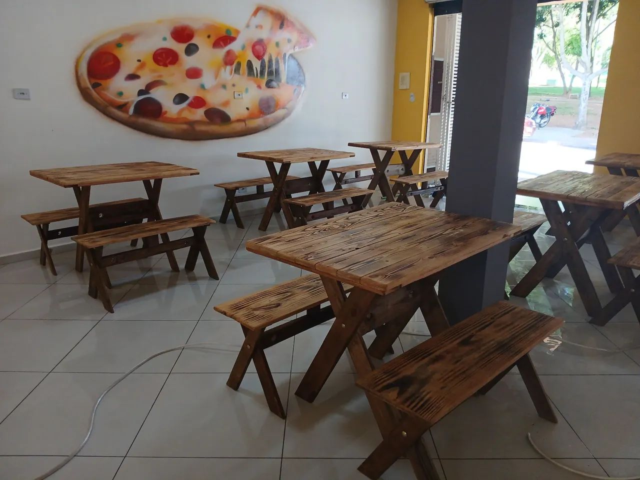 Mesas e Bancos de Madeira para Restaurante - Foto 5