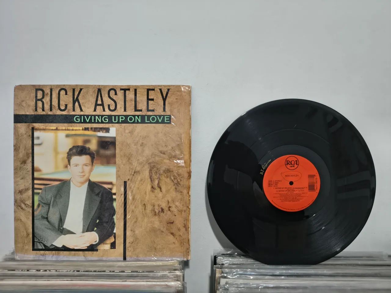 Discos Singles Importados Rick Astley  - Foto 2
