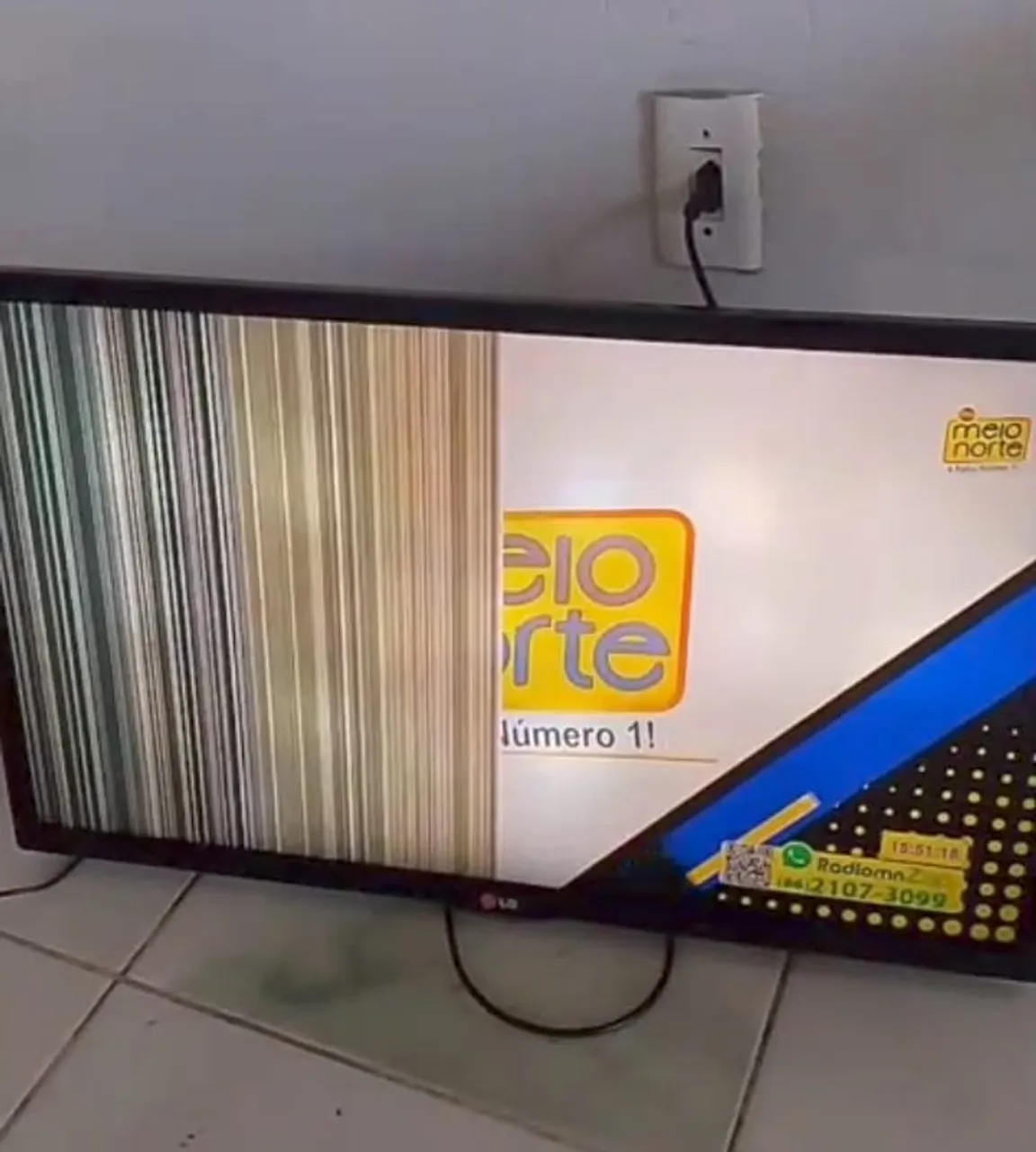TV LG 32 polegadas com defeito na tela