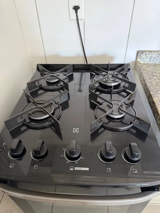 Fogão Eletrolux Piso 4 bocas 
