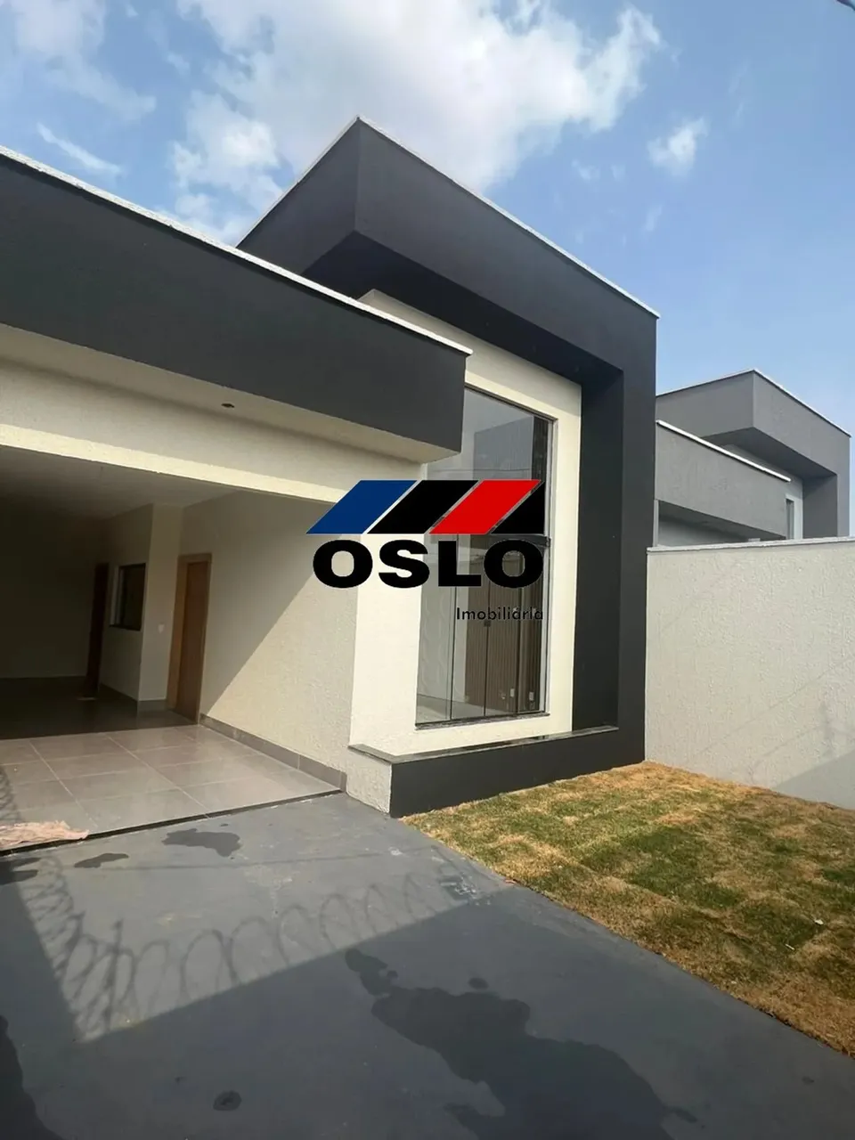 CASA COM 03 QUARTOS SENDO 01 SUÍTE, GARAGEM PARA ATÉ 02 CARROS, LOCALIZADA NO JARDIM BOA E