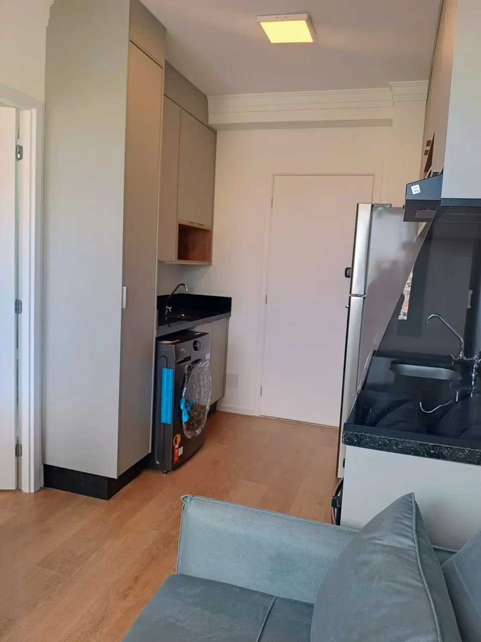 Apartamento TOTALMENTE mobiliado 1 dormitório na Vila Pompéia. Impecável! - Foto 2