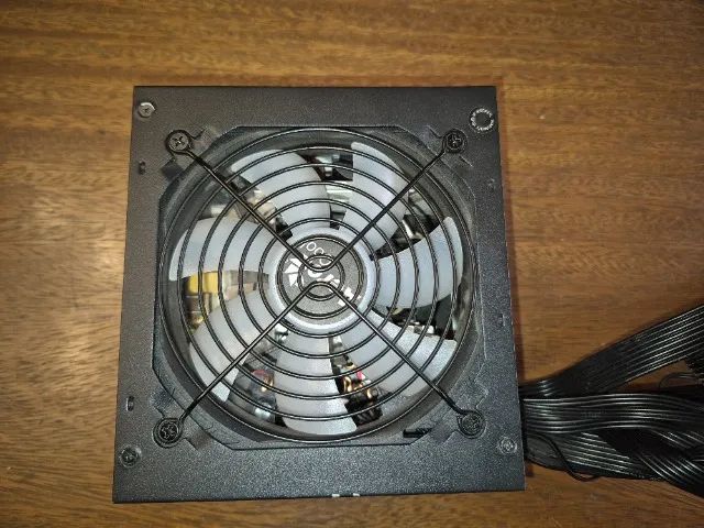 Fonte Aerocool Dorado RGB 650W 80 Plus Gold  - Foto 3