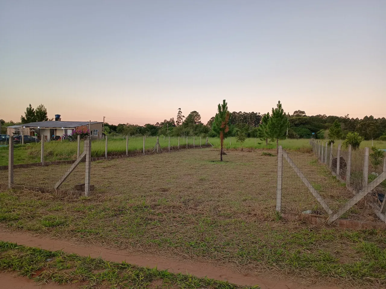 Lindo sitio pra quem procura segurança e tranquilidade