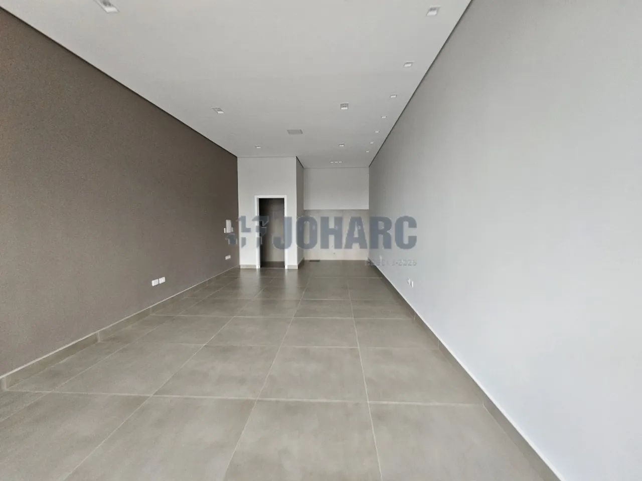 Sala comercial para alugar por R$ 1800.00, 45.00 m2 - CENTRO - APUCARANA/PR - Foto 4