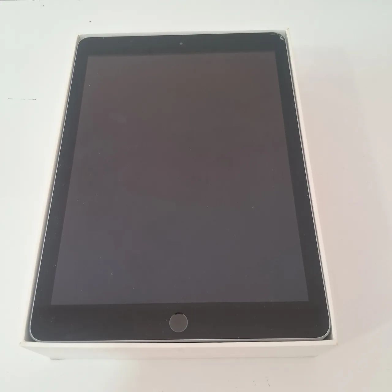 Ipad 5th geração 32 GB perfeito estado. - Tablets e E-Readers