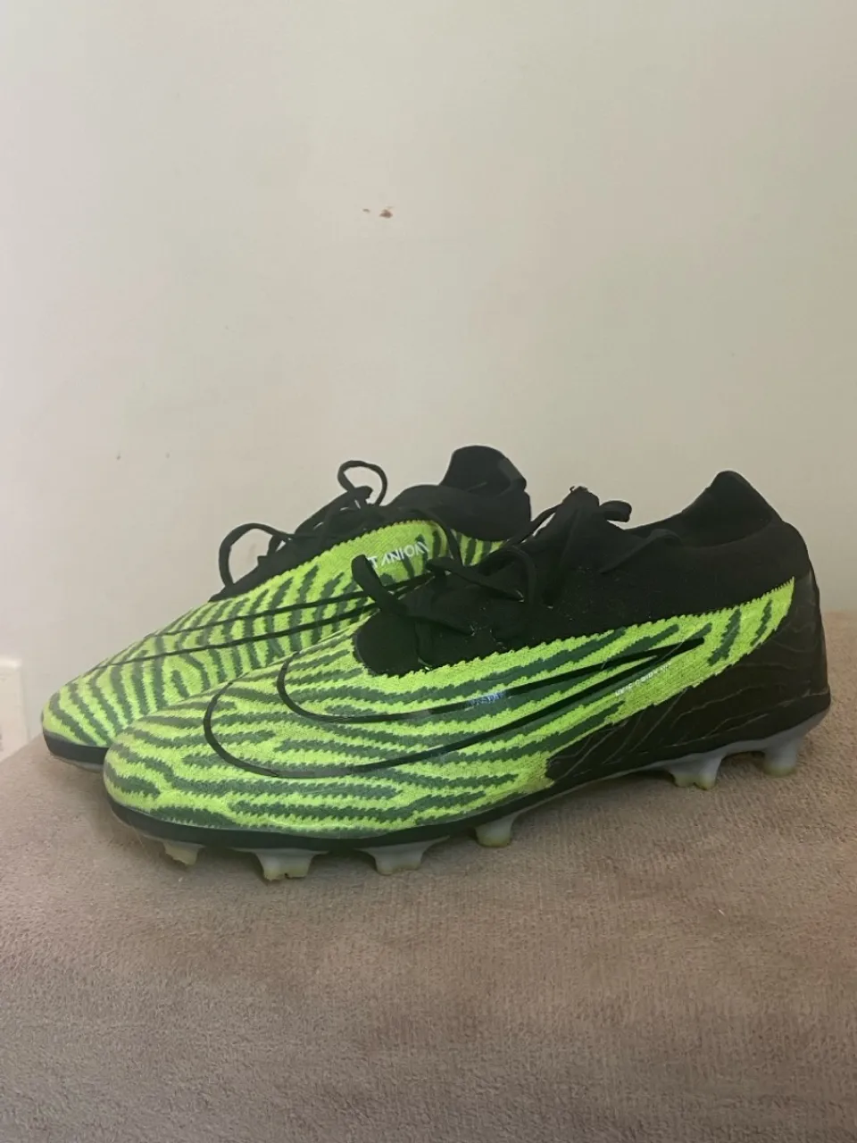 Chuteiras Nike Futsal - Tamanho 41