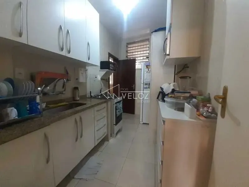 Apartamento - Padrão / Residencial / Catete
