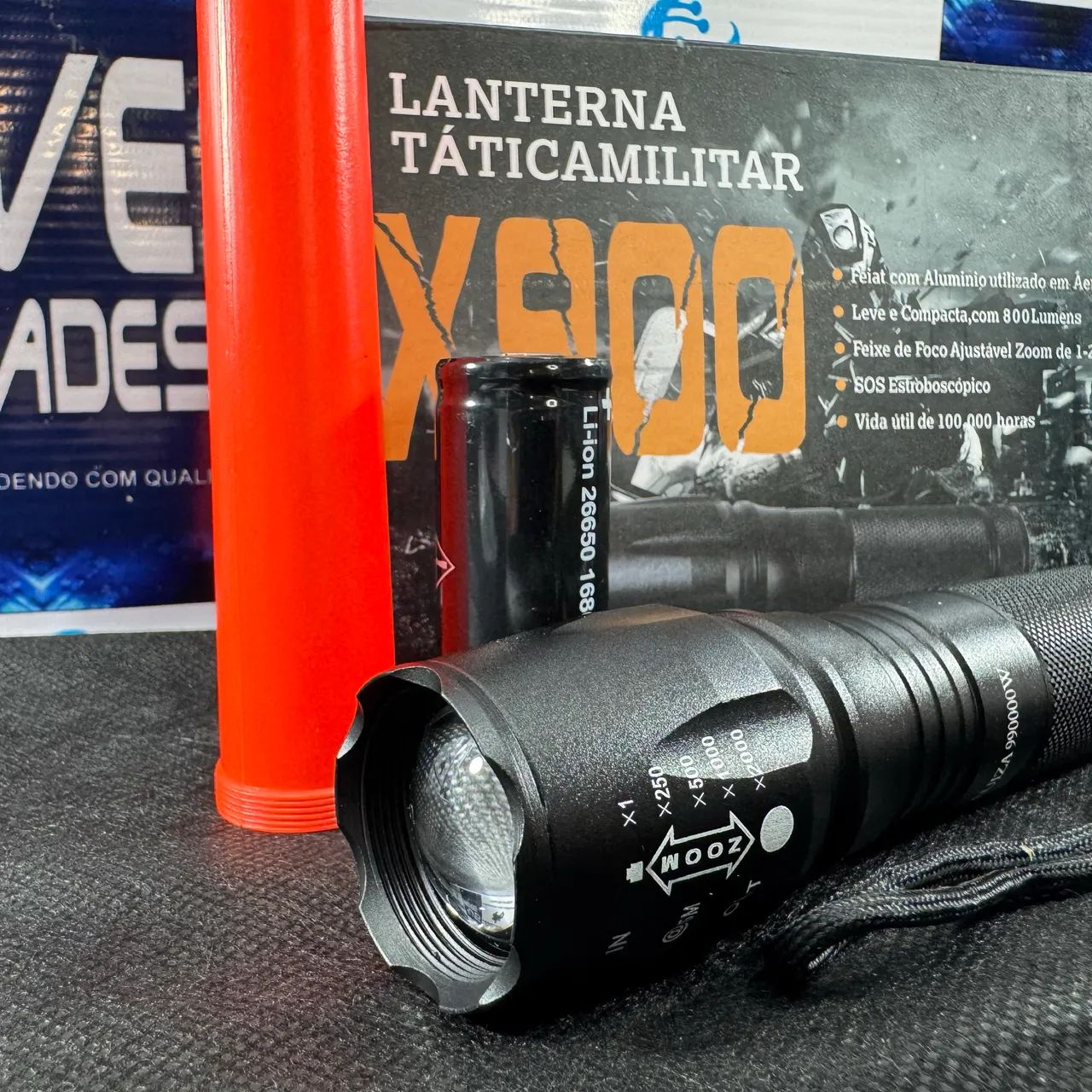Lanterna de Led Tática Militar Recarregável X900 - Foto 2
