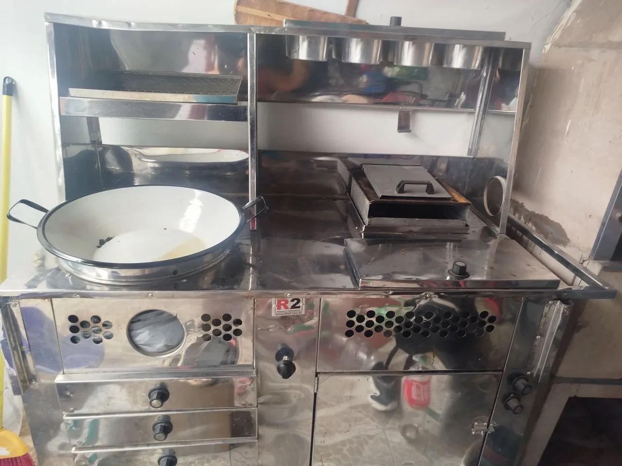 Carrinho de cachorro quente e pastel - Foto 3