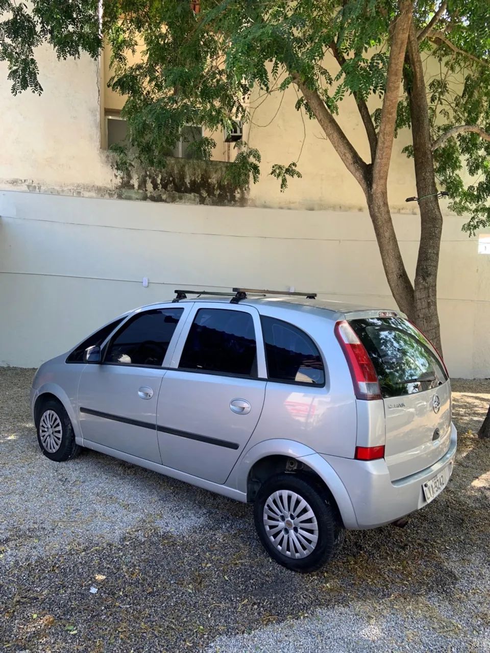 Oportunidade. Meriva 1.8 com gnv ano: 2007 R$ 22.900 