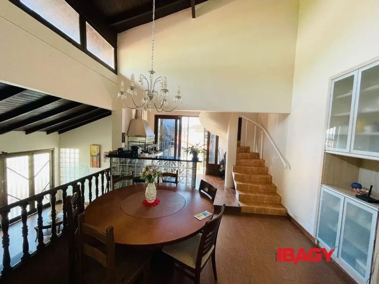 Excelente Casa 4 dormitório(s) em PANTANAL - FLORIANOPOLIS - Foto 3