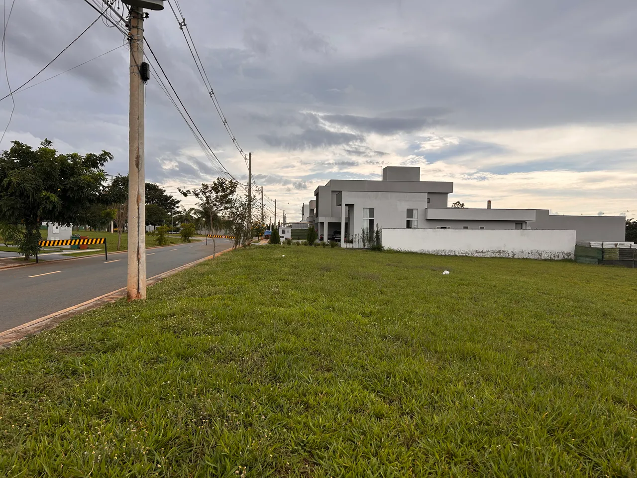 Lote 360m² no Condominio Terras Alpha Senador Canedo Lote à Venda, 360 por R$ 185.000 no s