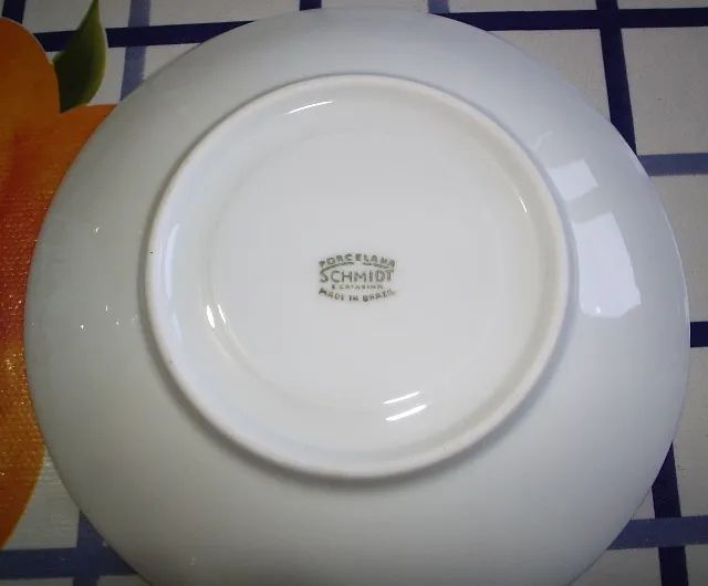 Conjunto de Xícaras em Porcelana Schmidt - Foto 3