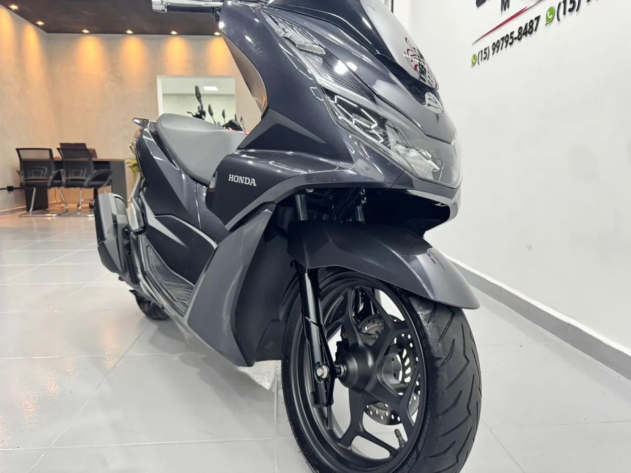 HONDA - PCX 160 2024 com 5 mil km  - Foto 4