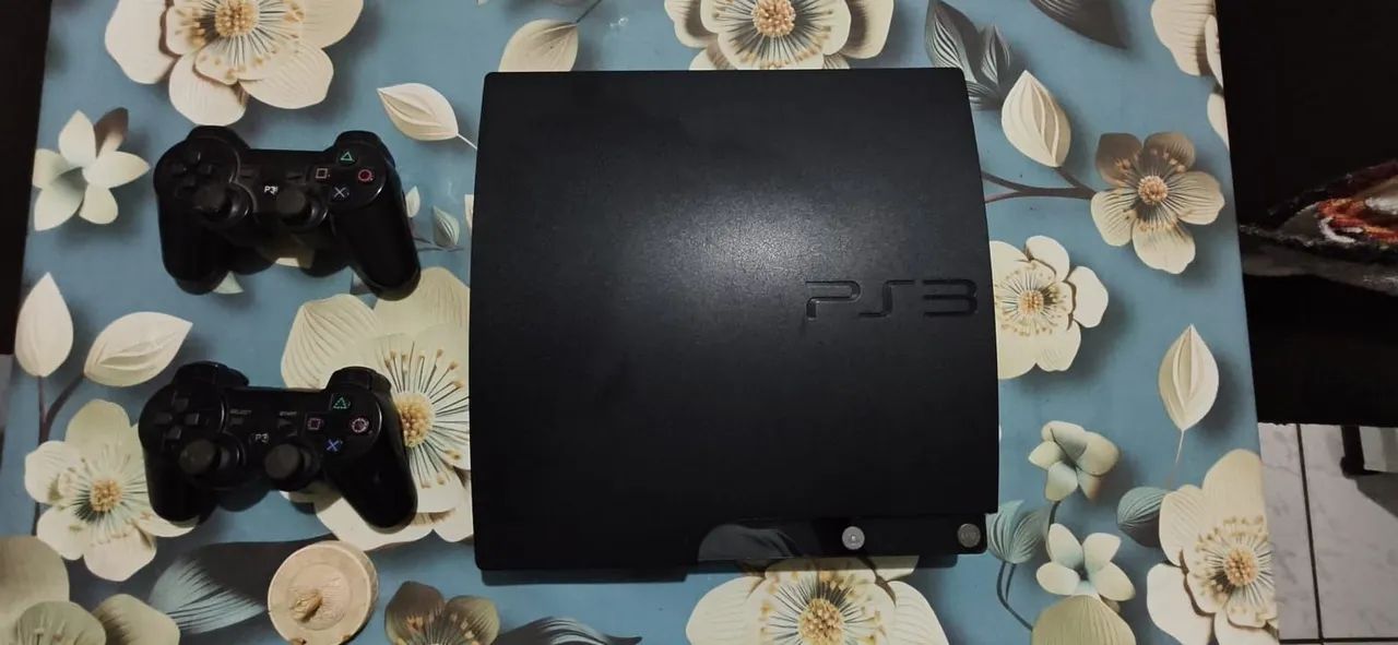 PS3 250GB 2 controles - Consoles de Vídeo Game - Vila Bancária