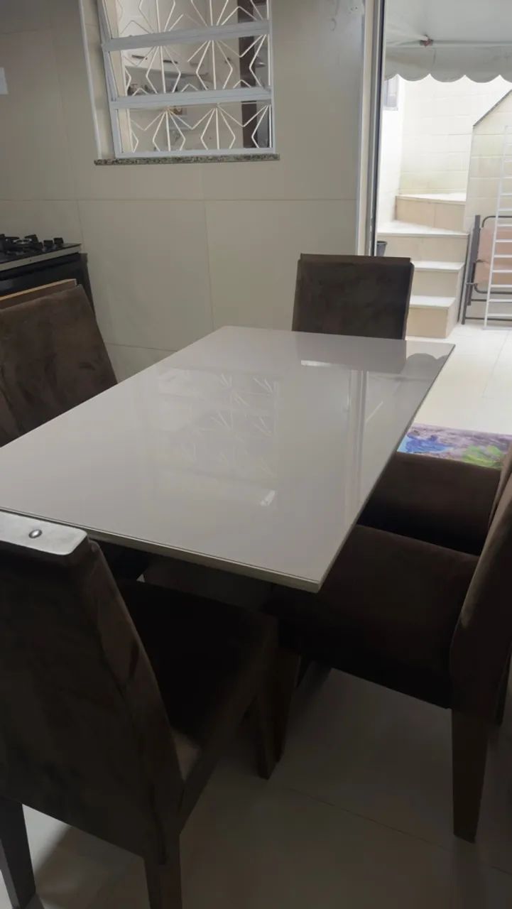 Conjunto de mesa de jantar com 6 cadeiras