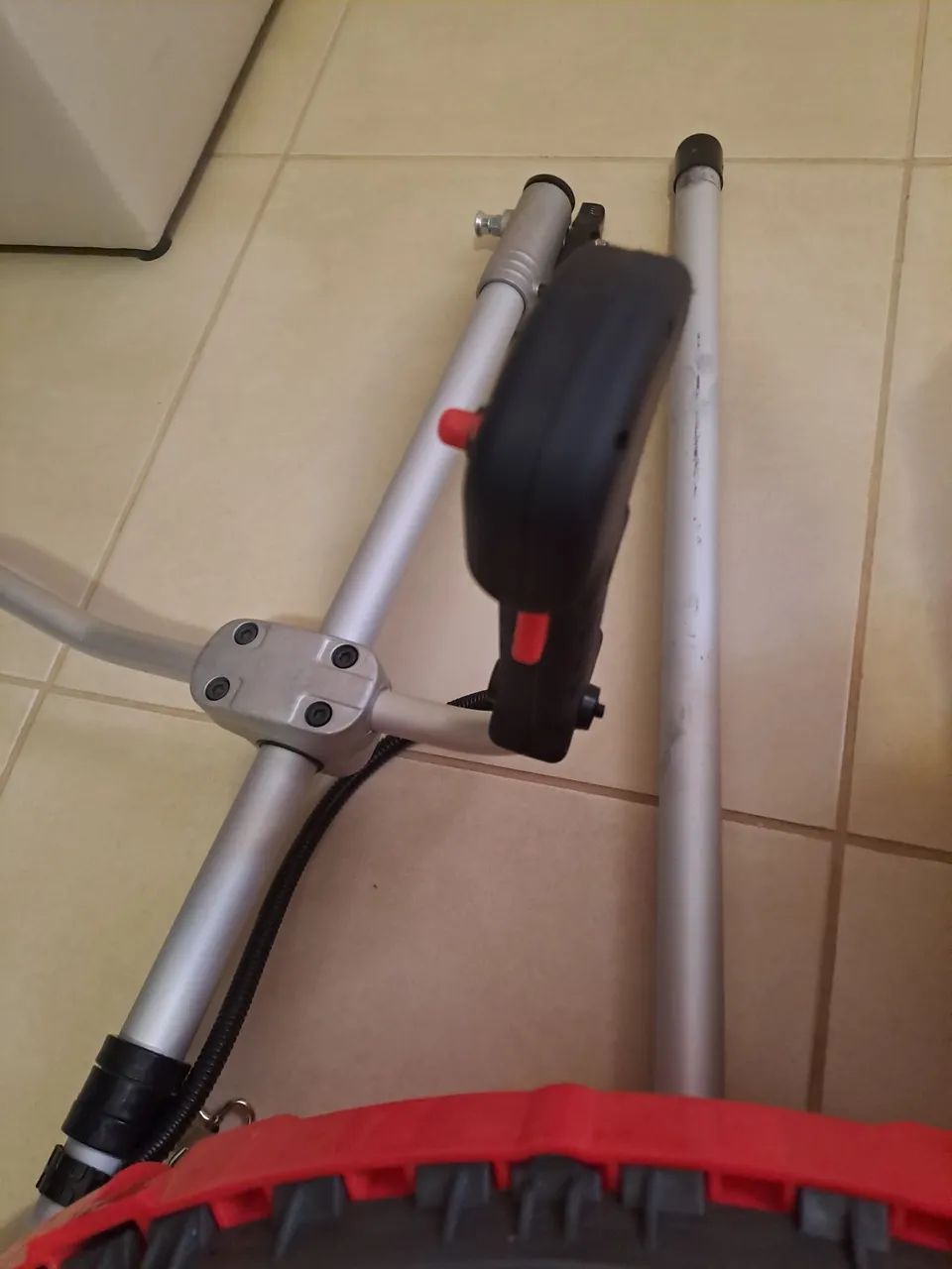 Roçadeira Branco a gasolina  - Foto 2