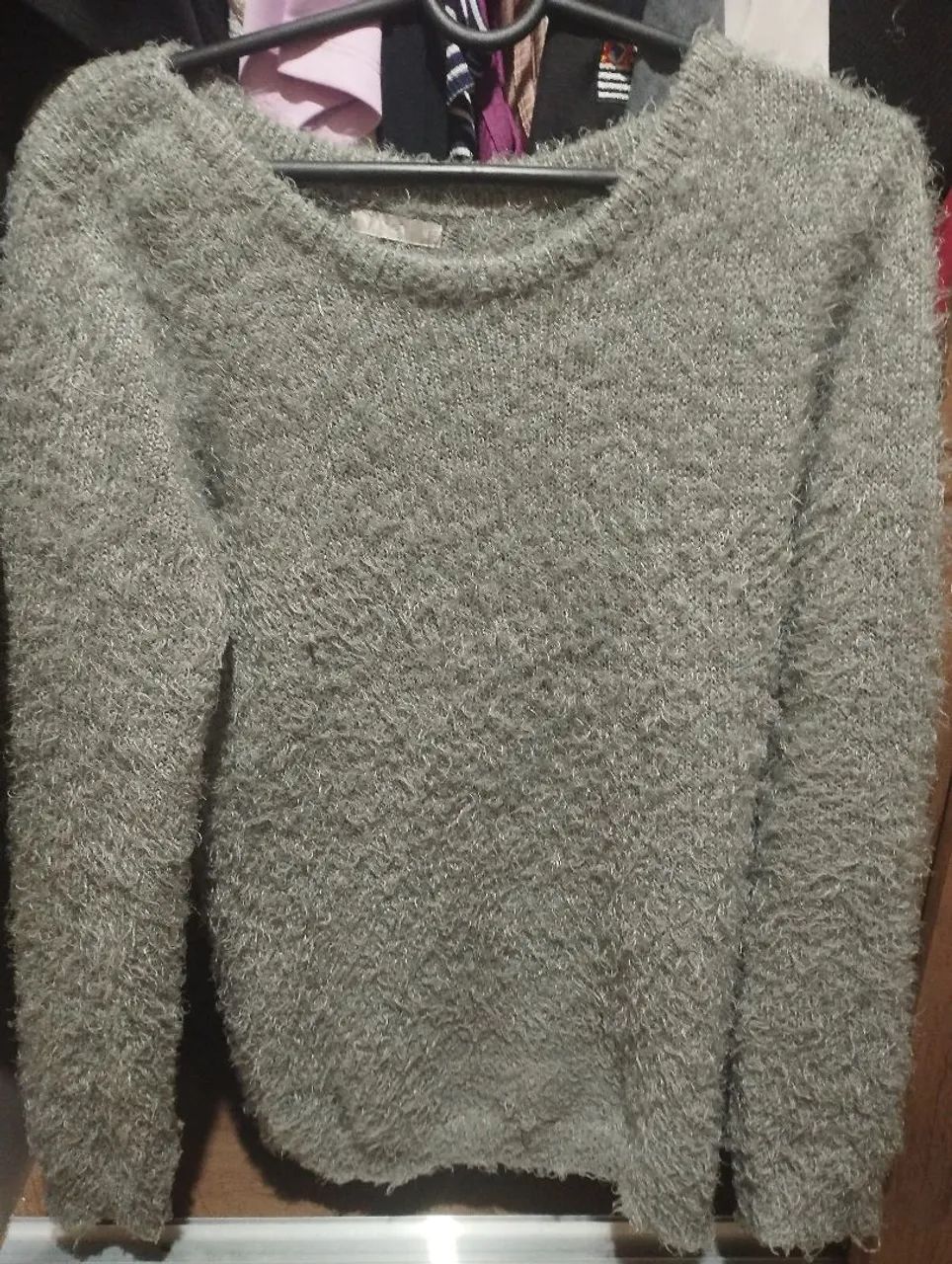 Suéter de Tricô Cinza Feminino