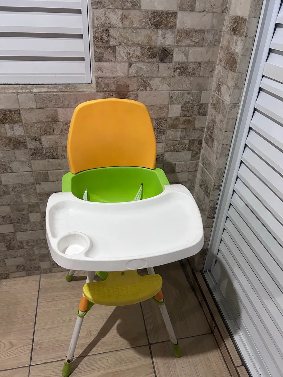 Cadeira Alimentação  - Foto 2