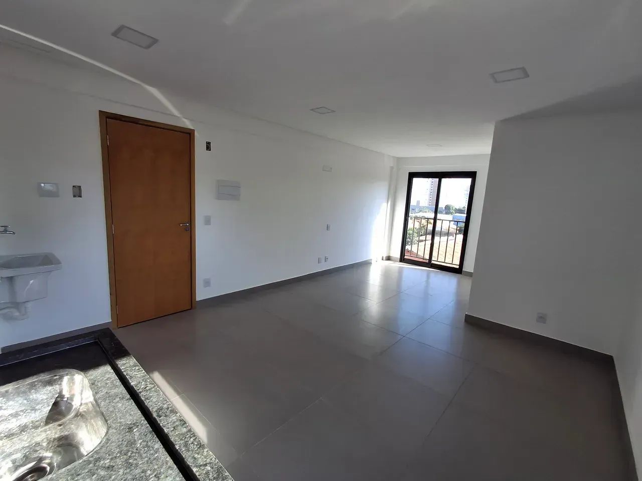 Studio de 34m² completo em armários com ar condicionado fácil acesso a Av T63 Jardim Améri - Foto 4