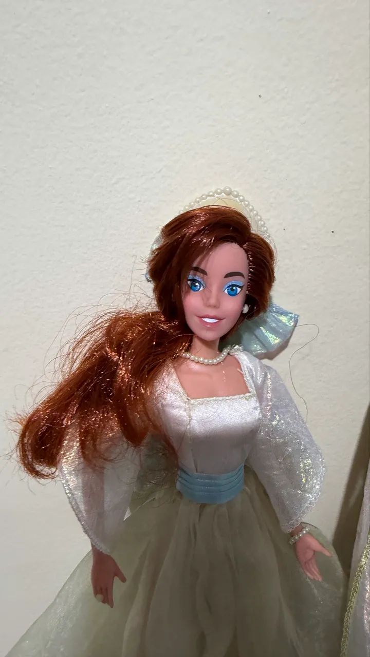 Lote bonecas princesa Anastácia  - Foto 4