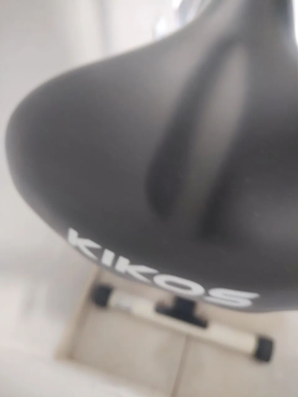 Bicicleta ergométrica vertical Kikos KV 3.1  - Foto 3