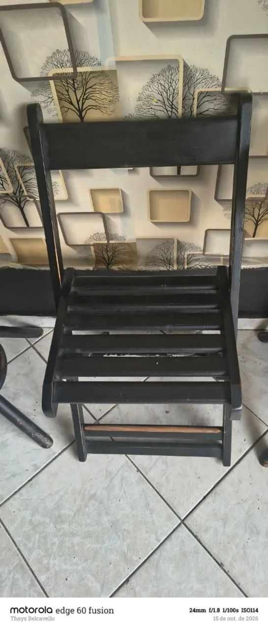 Vendo cadeiras e mesas