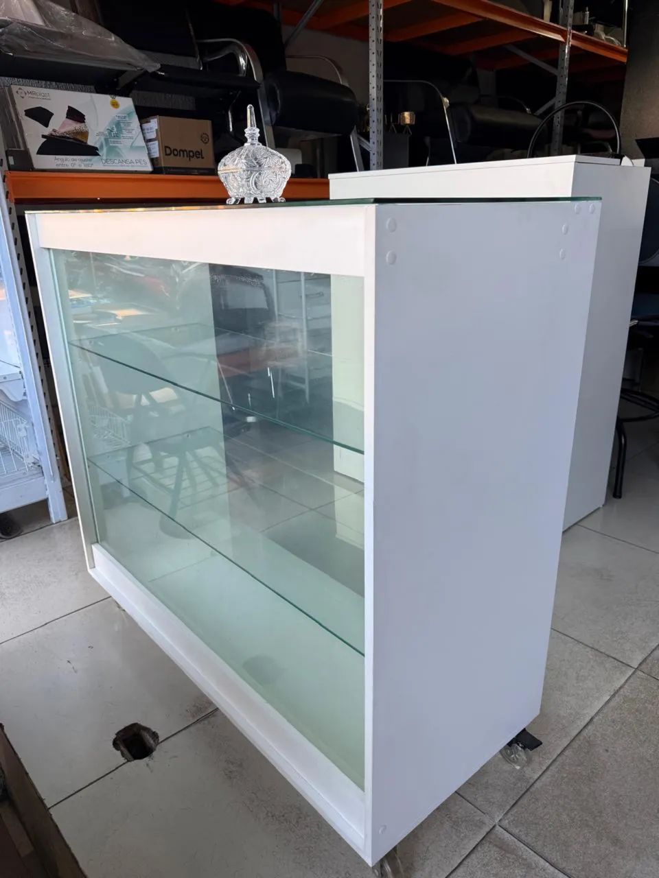 Balcão vitrine 102 x45 x110 largura