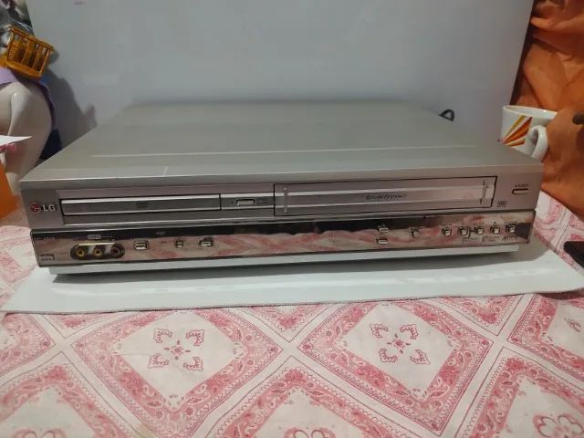 DVD Player e Vídeo Cassete VHS LG DC-596B  - Foto 2