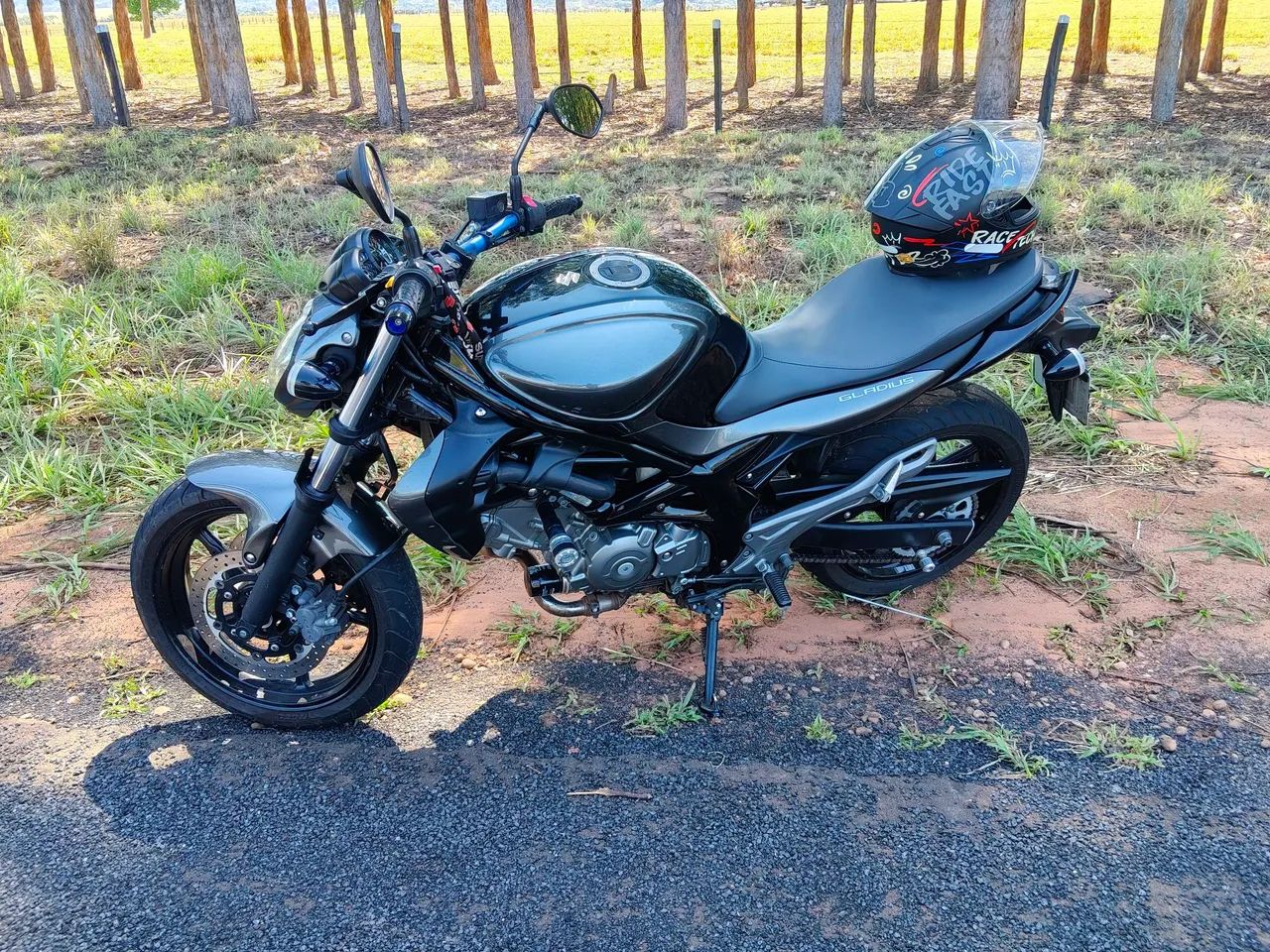 SUZUKI 650 - Foto 4