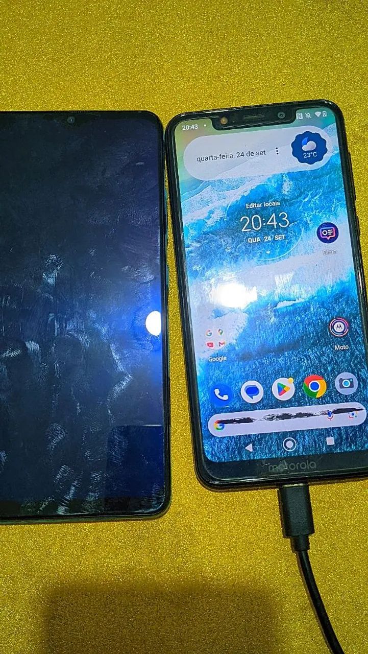 Vendo dois celulares 