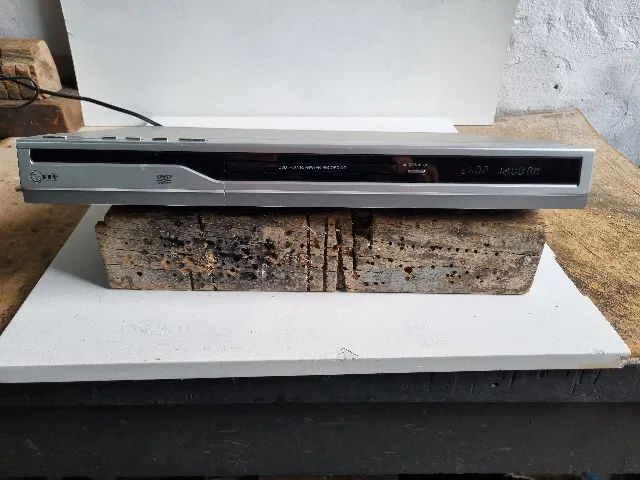 Gravador Dvd Lg Dr 7621B Com Controle Usado COR Prateado 127/220v