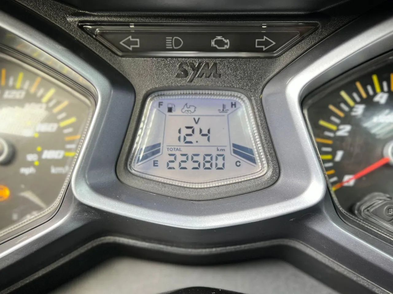 DAFRA CRUISYM 300 2024 - Foto 4