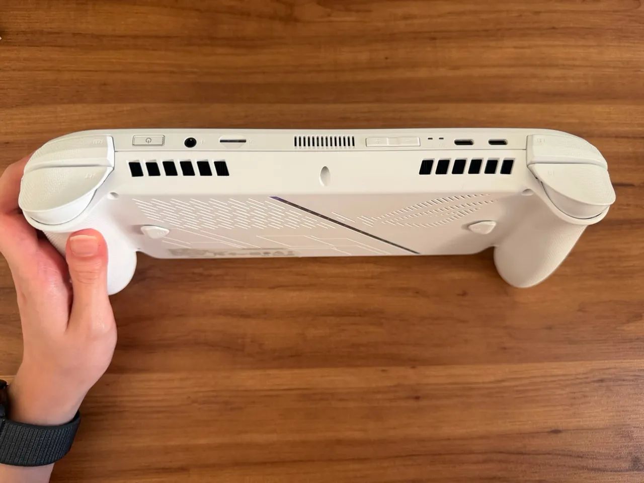Rog Ally Xbox Branco - Foto 4