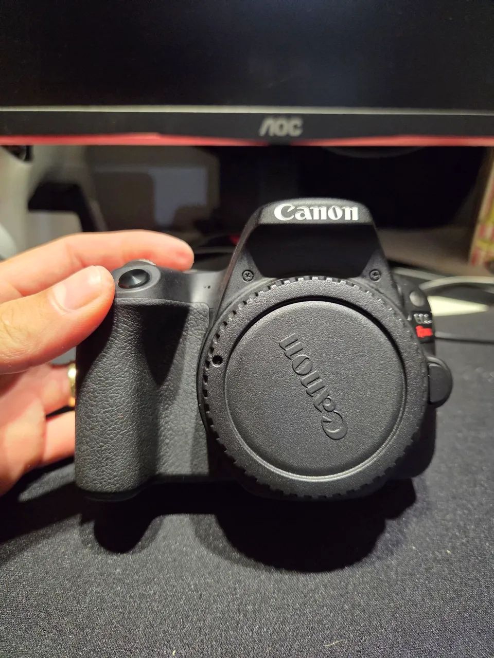 Canon EOS SL2