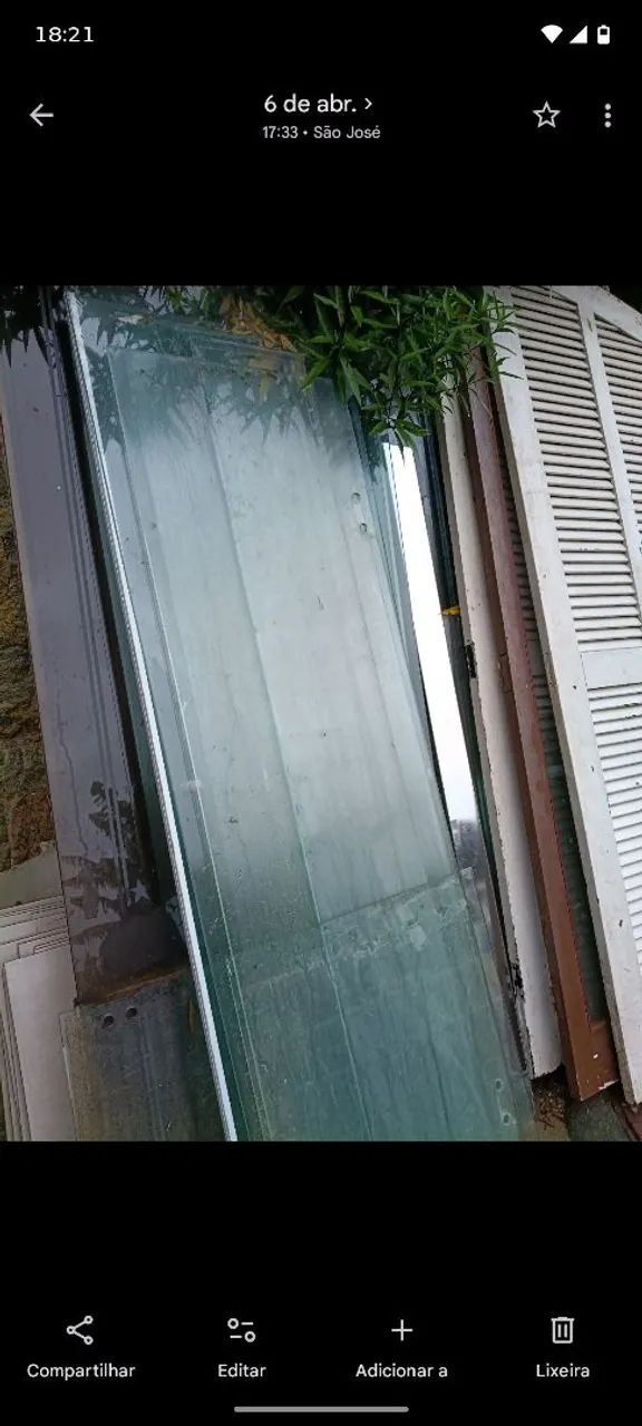 Vidros de diversos tamanhos 