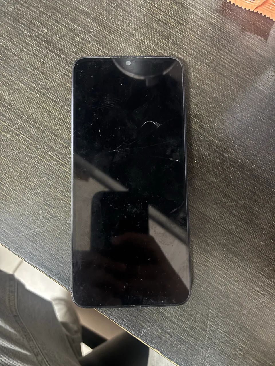 Vendo celular com defeito, tela quebrada.  - Foto 5