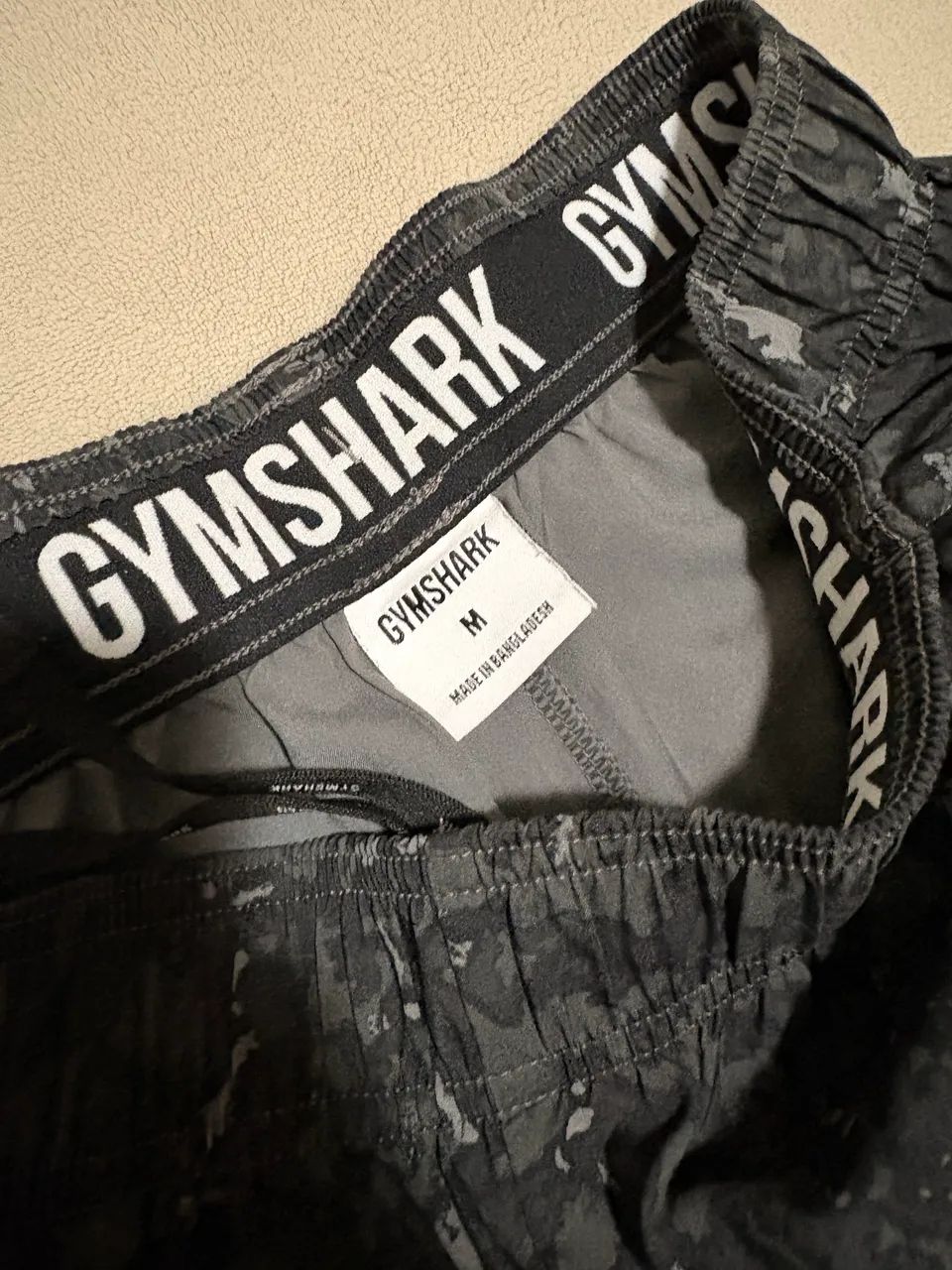 Shorts Gymshark camuflado  - Foto 2