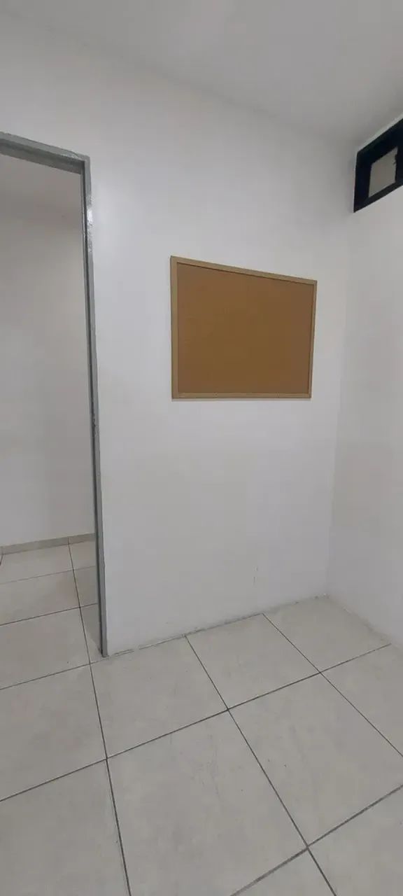 ALUGO SALA FAROL P/ AR / P/ TRÁS CASA VIEIRA - Foto 4