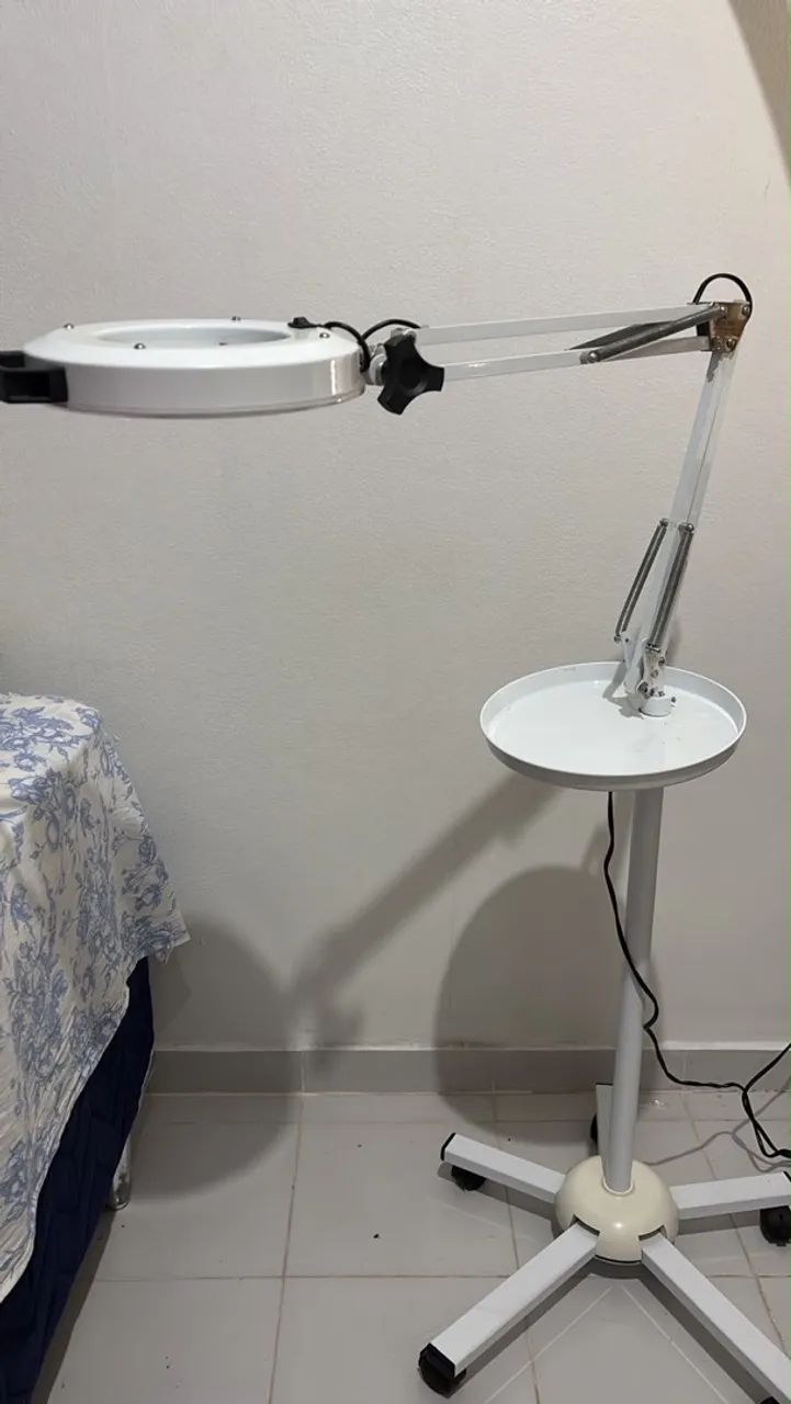 LUPA ARTICULADA COM TRIPÉ LED - Foto 2
