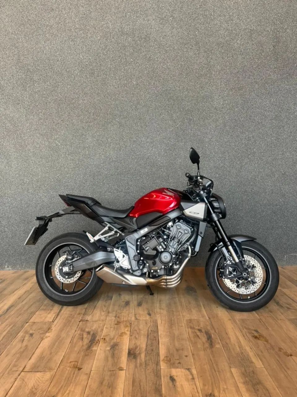 HONDA CB 650 R E-CLUTCH  - Foto 2
