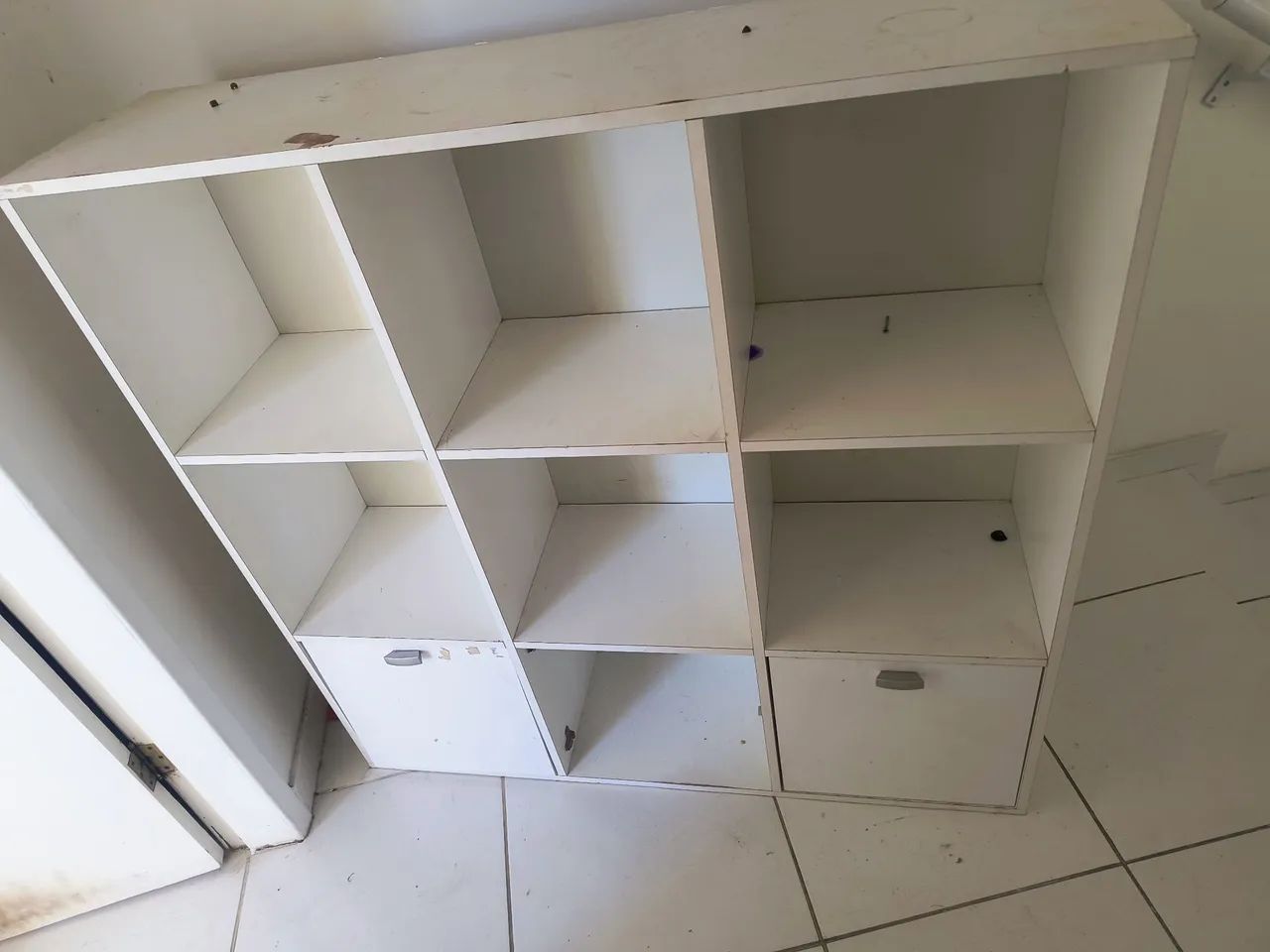 Vendo armário e uma mesa de computador  - Foto 3
